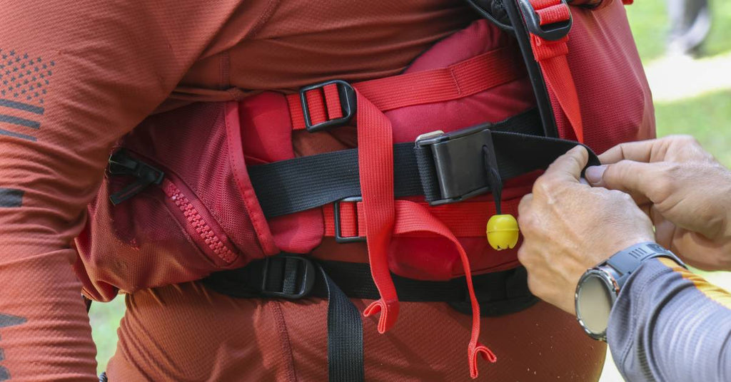 Material Guide: How To Choose the Right Type of Webbing
